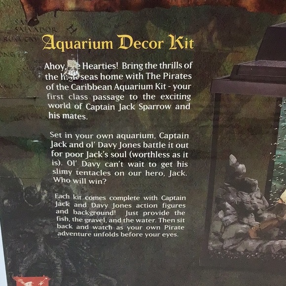 COPY - NWT PIRATES OF THE CARIBBEAN AQUARIUM DECOR KIT. - Picture 5 of 9